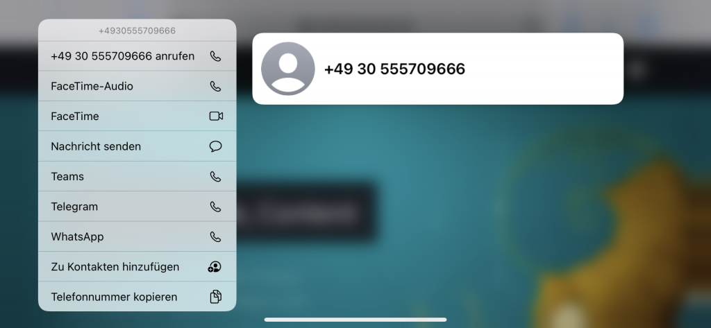 Erweiterter Anrufdialog unter iOS – Es stehen verschiedene installierte Apps und Messenger nach dem Klick auf die Telefonnummer zur Verfügung. 